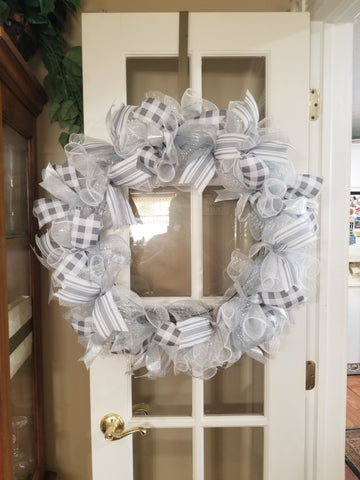 Interchangeable Wreath - White and Grey