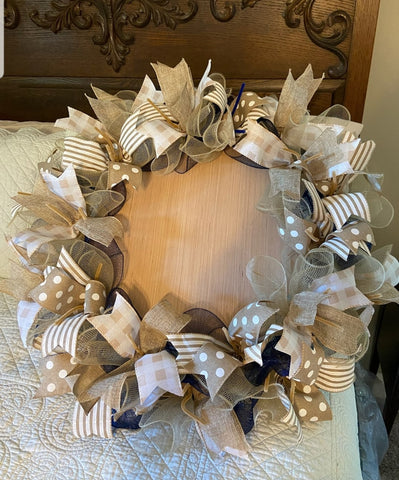 Interchangeable Wreath - Tan and White