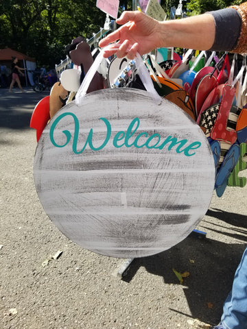 Interchangeable Base Circle - Welcome - White with Grey Distress