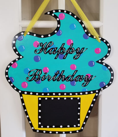Cupcake with Chalkboard